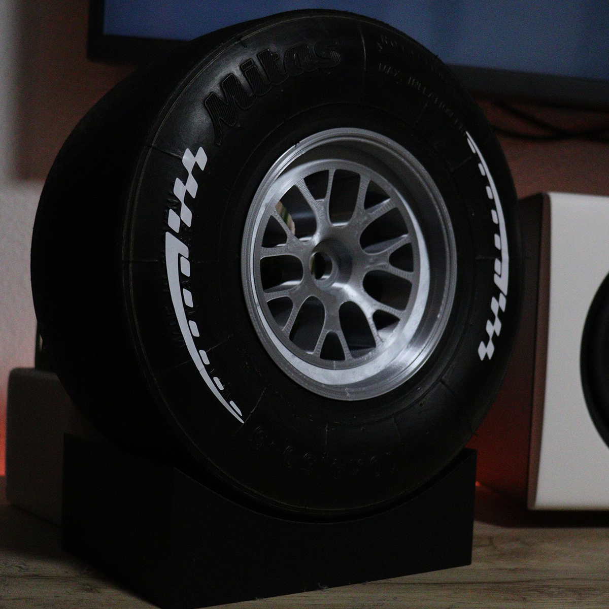 F1 Wheel